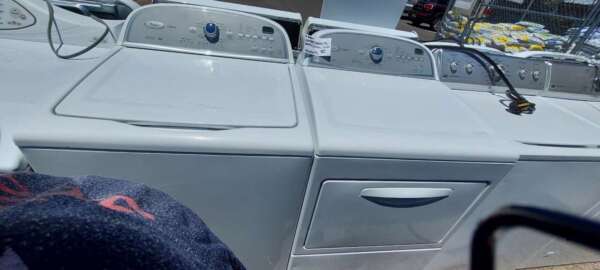 **SALE** Whirlpool Cabrio Top Load Washer/Electric Dryer Set