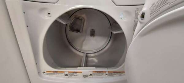 Maytag Bravos Top Load Washer/Gas Dryer Set - Image 5