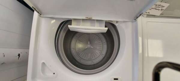 Kenmore Top Load Washer/Electric Dryer Set - Image 3