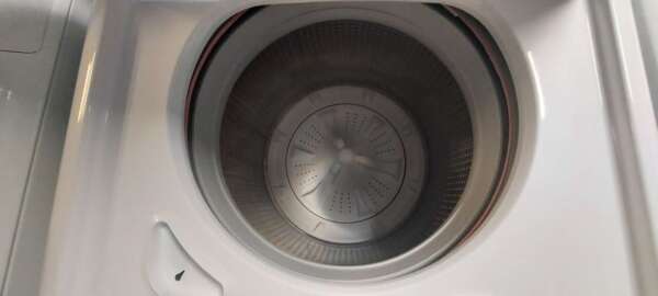 Maytag Centennial Top Load Washer  Electric Dryer Set - Image 3