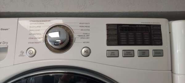 LG Front Load Steam Washer & Steam Gas Dryer Set - Image 4