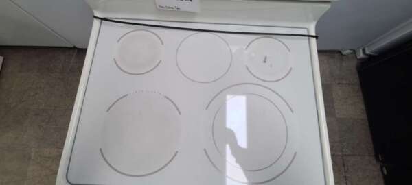 30" Bisque Kenmore Electric Glasstop Range w/Selfclean and Convection - Image 3