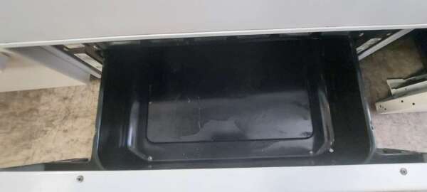 30" White Maytag Gas Range w/Selfclean - Image 4