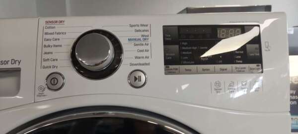 24" LG Front Load Washer Electric (220V) Ventless Dryer Set - Image 4