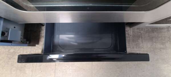 30" Blk/Stainless Steel GE Gas Range w/Selfclean - Image 5