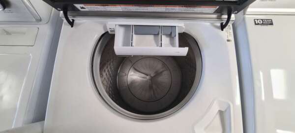 Maytag Commercial Technology Top Load Washer/Electric Dryer Set - Image 4