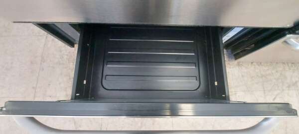 30" Blk/Stainless Steel Frigidaire Electric Glass Top Range w/Selfclean - Image 5