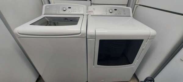 Kenmore 700 Series Top Load Washer/Gas Dryer Set