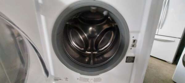 Frigidaire Gallery Front Load Washer w/ Pedestal - Image 3