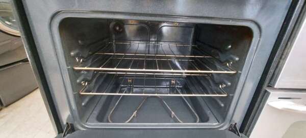 30" Black Frigidaire Electric Coil Top Range - Image 4