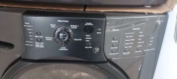 Black Kenmore Elite Front Load Washer & Gas Dryer Set - Image 2