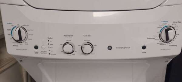 27" GE Electric Laundry Center - Image 2