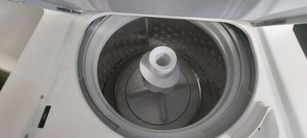 27" GE Electric Laundry Center - Image 3