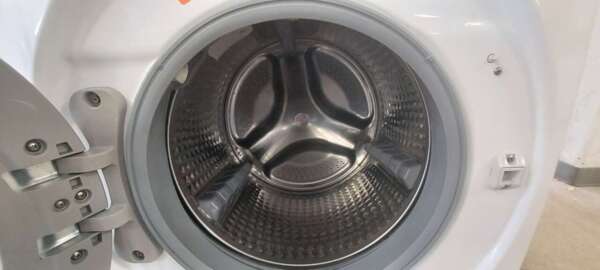 Samsung Front Load Washer Electric Dryer Set w/ Steam - Image 3