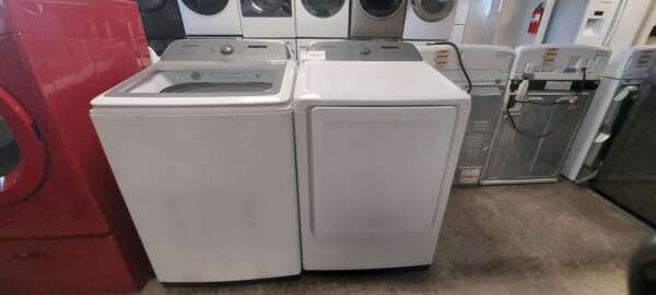 Samsung Top Load Washer/Electric Dryer Set