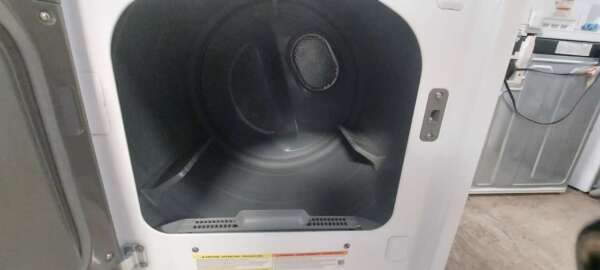 Samsung Top Load Washer/Electric Dryer Set - Image 6