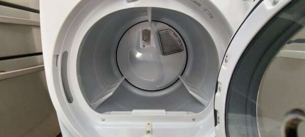 Maytag 5000 Series Electric Dryer w/Steam - Image 3