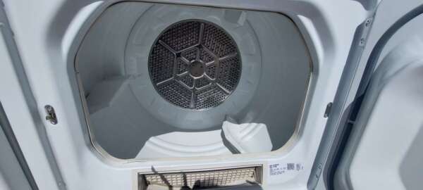 Hotpoint Electric Dryer - Image 3