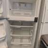 18 cu ft Kenmore Top Mount Freezer Refrigerator - Image 3