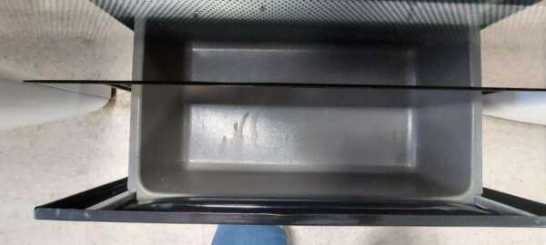 30" Black Whirlpool Electric Glass Top Range - Image 5
