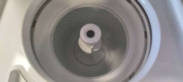 27" Whirlpool Top Load Washer Electric Dryer Laundry Center - Image 3