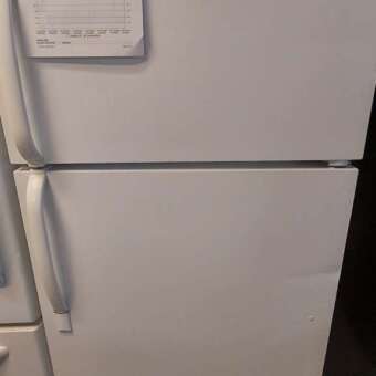 17 cu ft White Frigidsire Top Mount Freezer Refrigerator