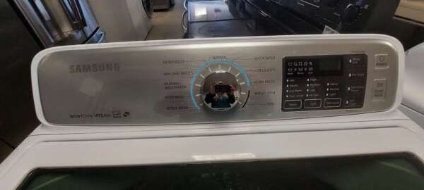 Samsung Top Load Washer/Electric Dryer Set - Image 4
