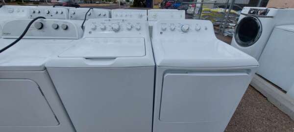 GE Top Load Washer and Gas Dryer Set