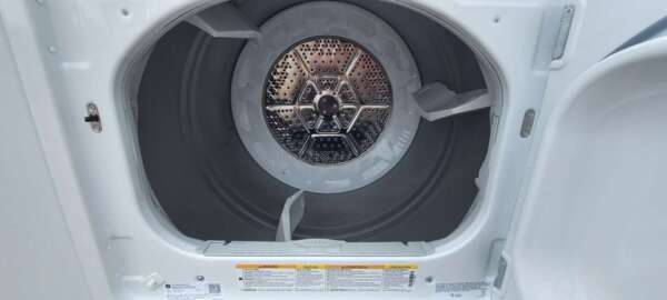 GE Top Load Washer and Gas Dryer Set - Image 5