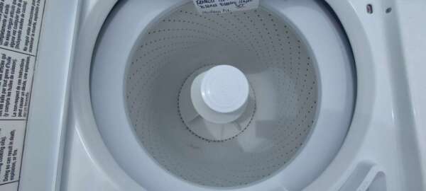 Kenmore 90 Series Top Load Washer & 70 Series Electric Dryer Set - Image 3