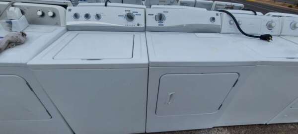 Kenmore Top Load Washer & Electric Dryer Set