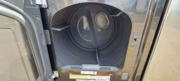 Samsung Black Stainless Gas Dryer w/Steam and Sanitize - Image 3