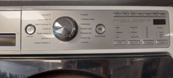 Kenmore Elite Front Load Steam Washer & Steam Gas Dryer Set - Image 4