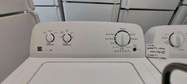 Kenmore 100 Series Top Load Washer/200 Series Electric Dryer Set - Image 2