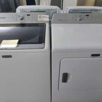 Maytag Top Load Washer (w/agitator) & Electric Bravos XL Dryer Set