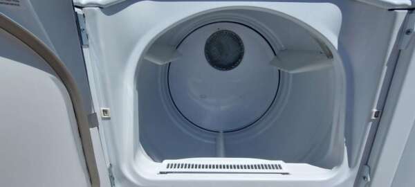 Roper (by Whirlpool) Top Load Washer/Electric Dryer Set - Image 5