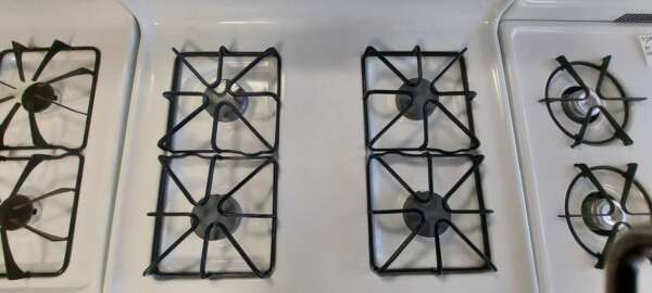 30" GE Gas Range - Image 3