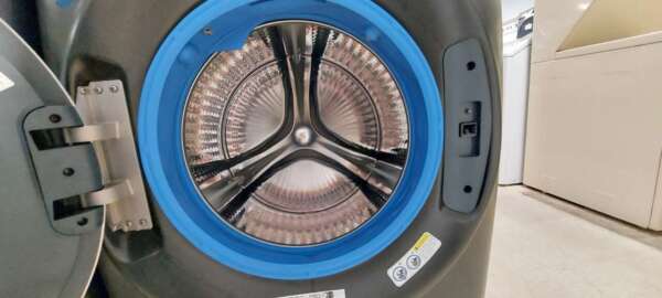 Gray GE Front Load Washer w/Steam - Image 4