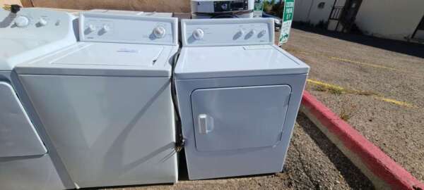 Kenmore Top Load Washer & Electric Dryer Set
