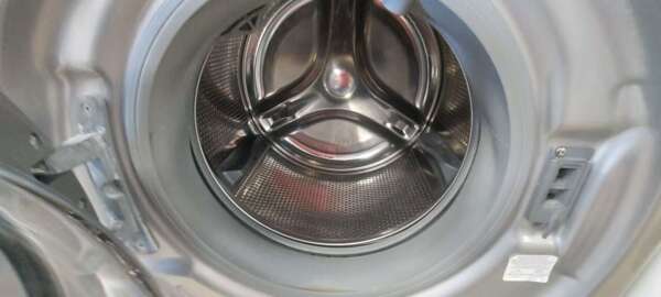 Silver Frigidaire Front Load Washer/Electric Dryer Set - Image 3