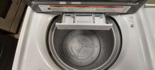 Maytag Top Load Washer (w/o agitator) & Electric Bravos XL Dryer Set - Image 3