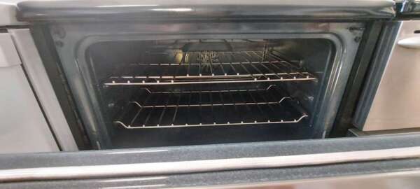 30" Blk/Stainless Steel Frigidaire Gallery Electric Glass Top Double Oven Range w/Convection and Selfclean - Image 4