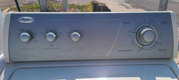 Whirlpool Top Load Washer - Commercial Quality - Image 2