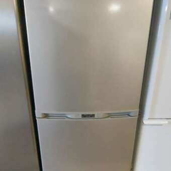 21 cu ft "Stainless Platinum" Samsung Bottom Mount Freezer Refrigerator w/Ice maker