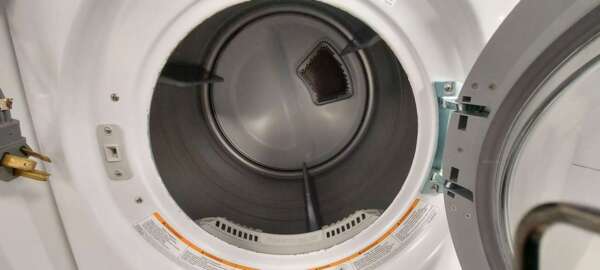 LG Electric Dryer w/Pedestal - Image 3