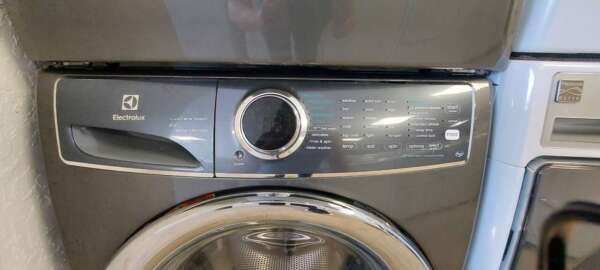 Gray Electrolux Front Load Washer/ Gas Dryer Set - Image 2