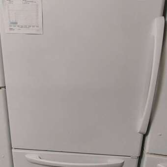 25 cu ft White Amana Bottom Mount Freezer Refrigerator w/Filtered Water and Ice