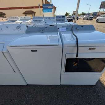 Maytag Top Load Washer/Electric Dryer Set