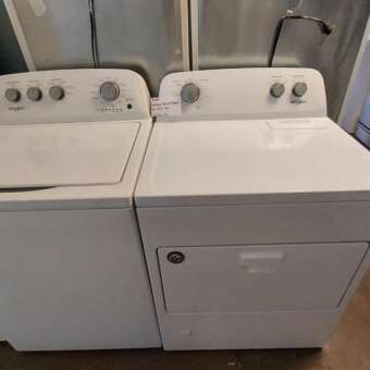 Whirlpool Top Load Washer Gas Dryer Set
