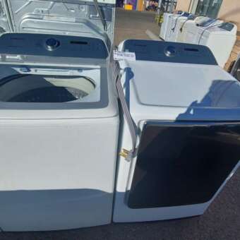 Samsung Top Load Washer/Electric Steam Dryer Set